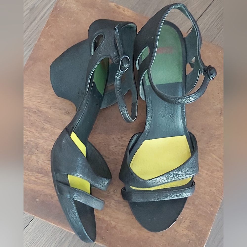 Camper Black Modern Sandals